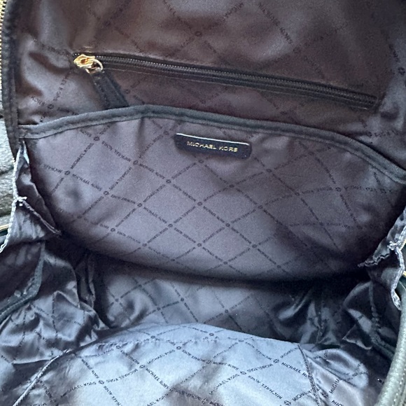 MICHAEL KORS❤️ Unisex~PEBBLED LEATHER BACKPACK~New with tag. - Picture 10 of 13